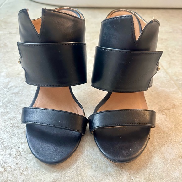 Qupid Black with Clear High Heels - Picture 7 of 8